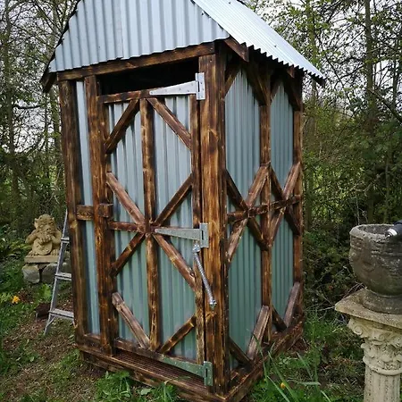 The Hobbit House And Secret Garden Villa Taunton Exterior photo