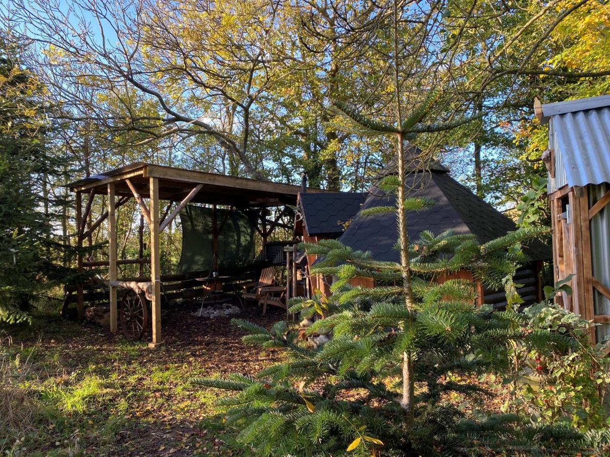 The Hobbit House And Secret Garden Lodge